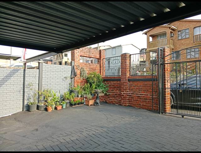 3 BEDROOM HOUSE FOR SALE IN NORTHDALE